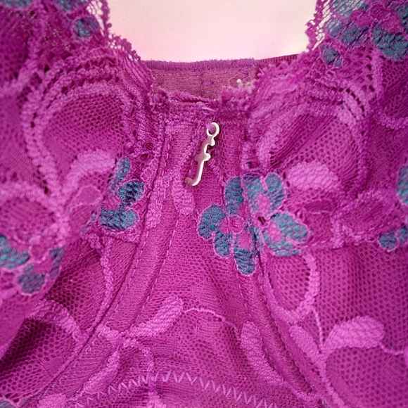 Vintage Frederick's of Hollywood Lace Purple Navy Flowers Bra 42D - Picture 9 of 11